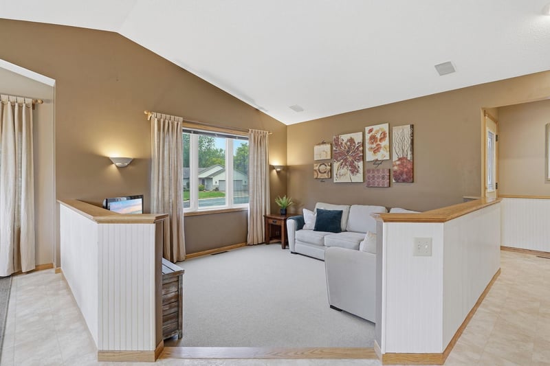 2905 127th Cir NW, Coon Rapids, MN 55448