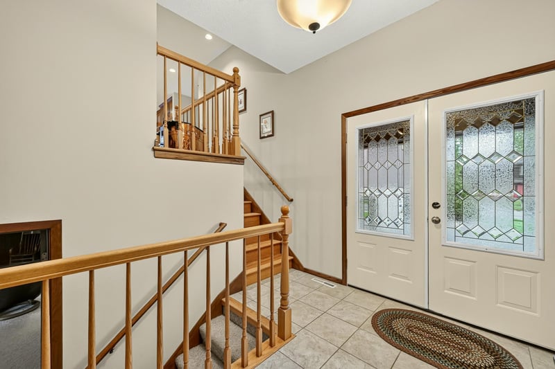 2228 Viking Dr NW, Rochester, MN 55901