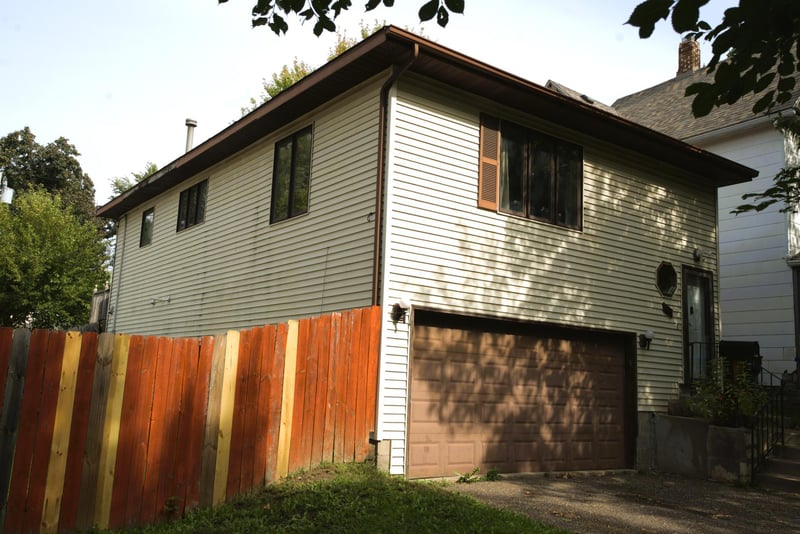 1639 4th St E, Saint Paul, MN 55106