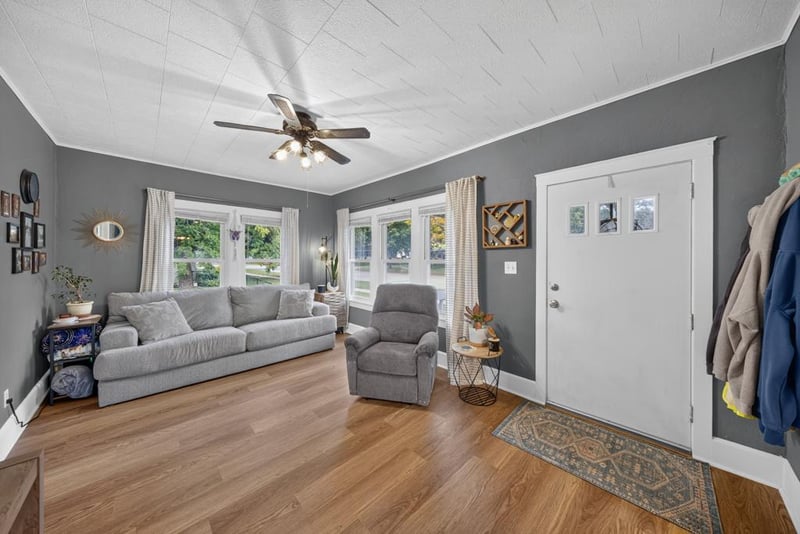 623 Winona St SE, Chatfield, MN 55923