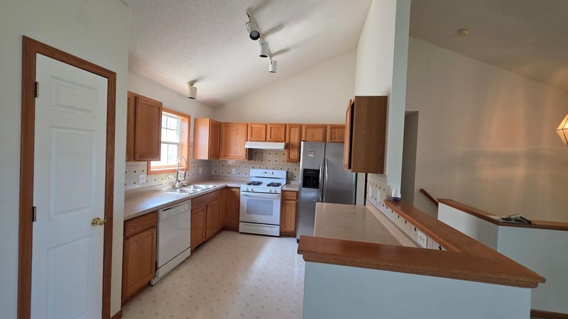 7510 Hampton Ln, Prior Lake, MN 55379