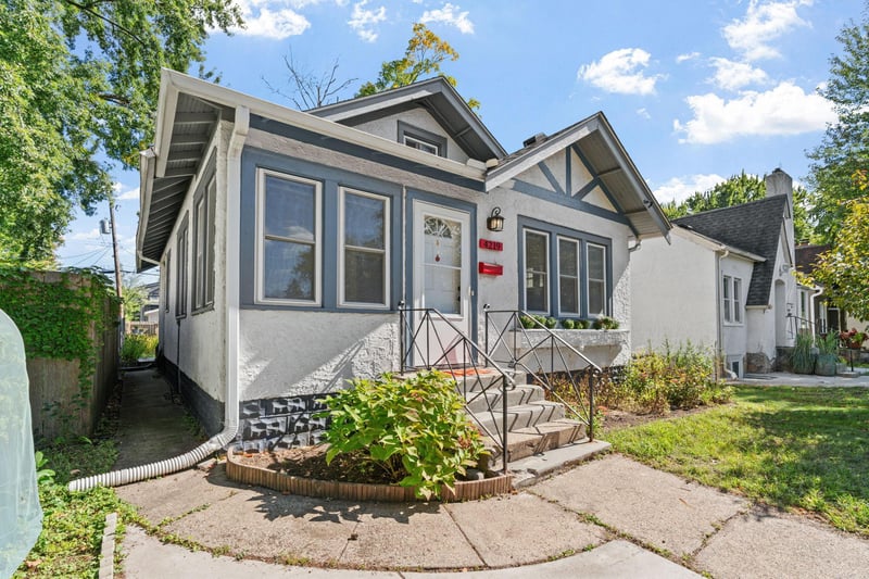 4219 5th Ave S, Minneapolis, MN 55409
