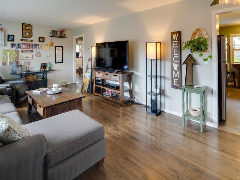 1410 Jordan Ave S, Saint Louis Park, MN 55426
