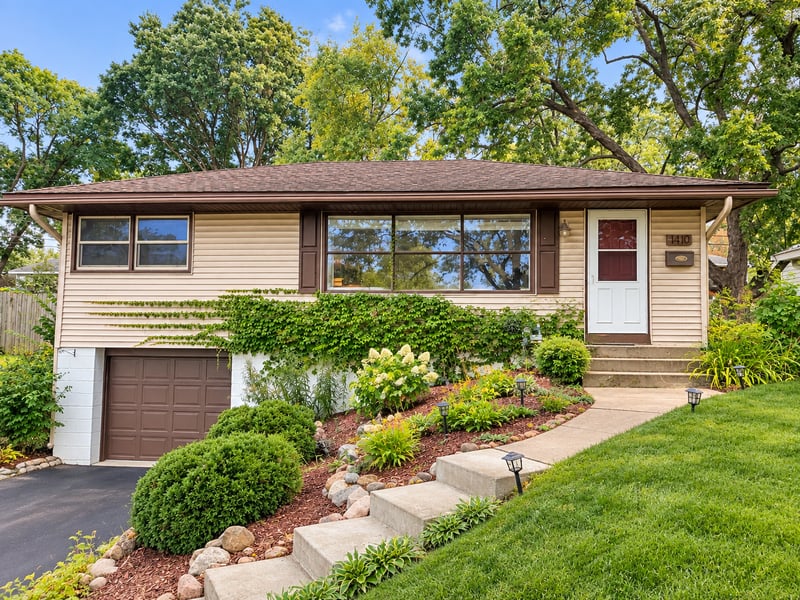 1410 Jordan Ave S, Saint Louis Park, MN 55426