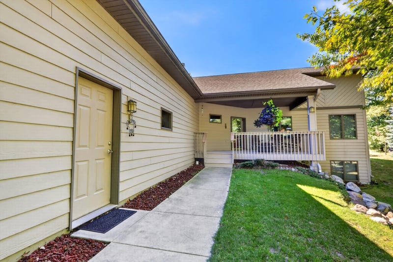 119 Eagle Dr, Coleraine, MN 55722