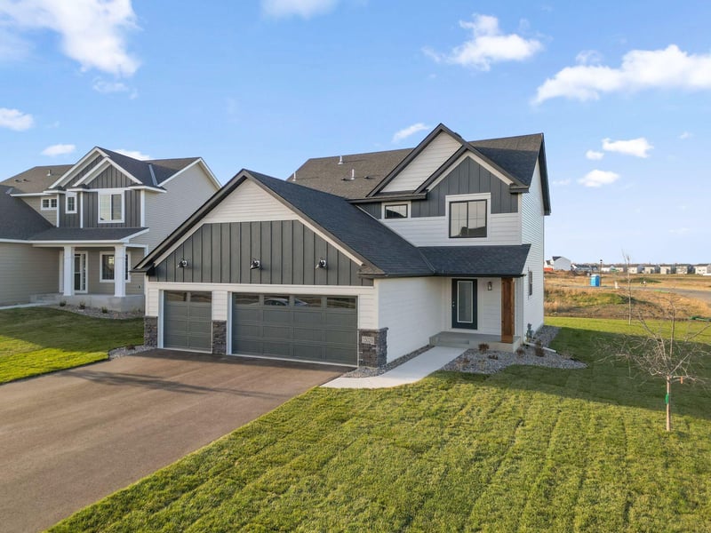 15029 Ardmullivan Ln, Rosemount, MN 55068
