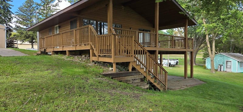 2486 Oliver Ave SW, Cokato, MN 55321