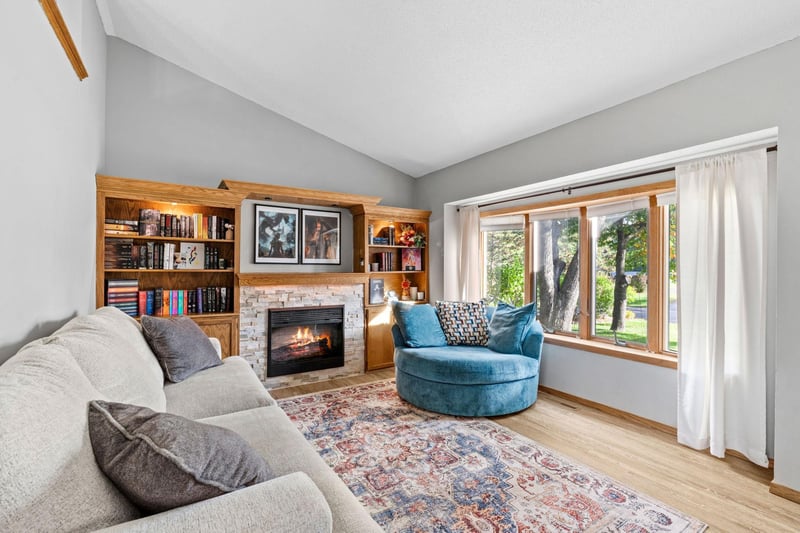 6008 114th Ln N, Champlin, MN 55316