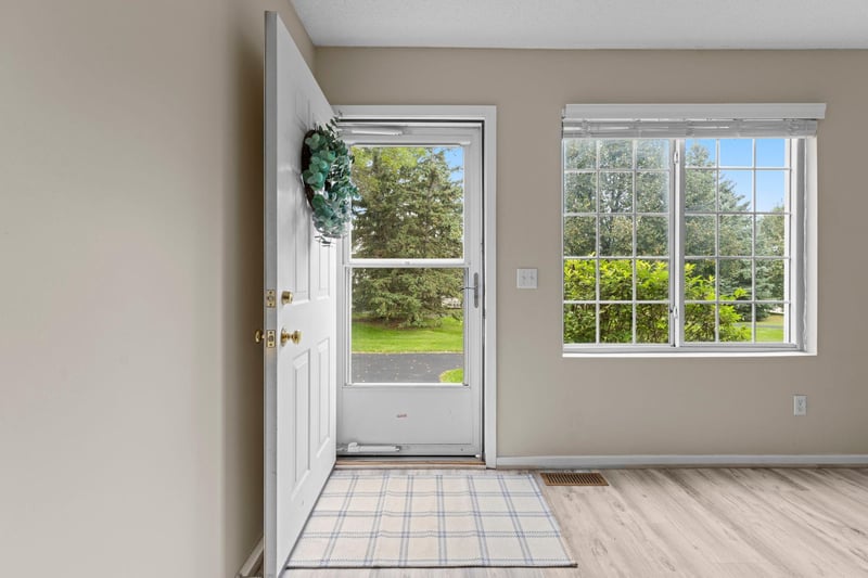 13092 Murdock Ter, Eden Prairie, MN 55347