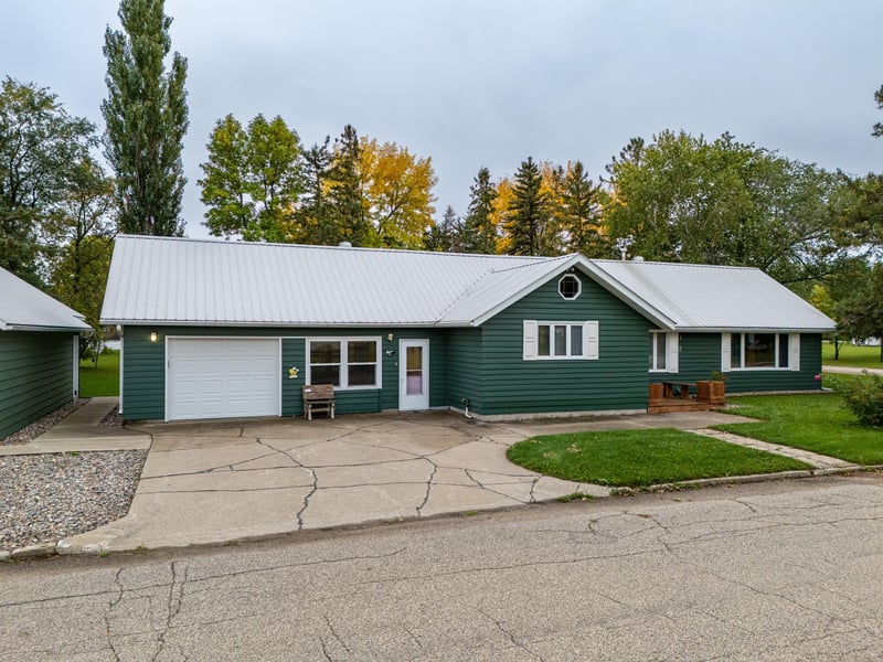402 Toupin St, Oklee, MN 56742