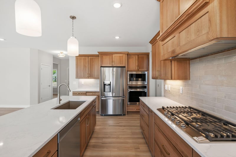 17924 Headwaters Dr, Lakeville, MN 55044