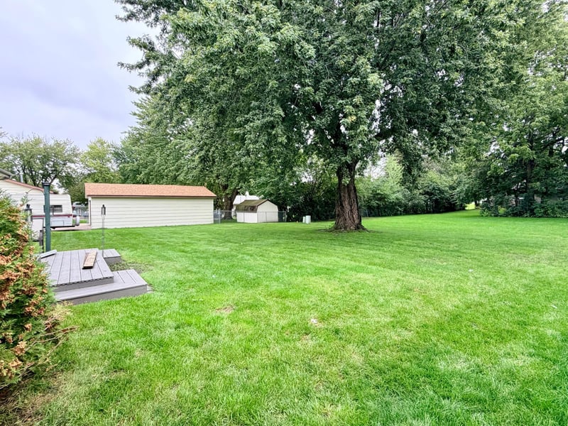 421 Miles Dr, Worthington, MN 56187