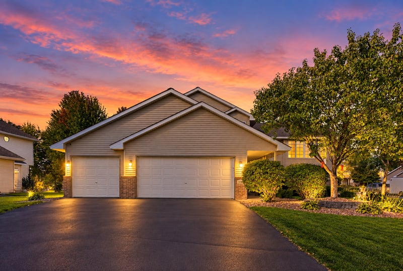 3765 Woodside Dr, Monticello, MN 55362