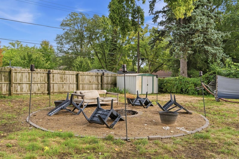 9101 Russell Ave S, Bloomington, MN 55431
