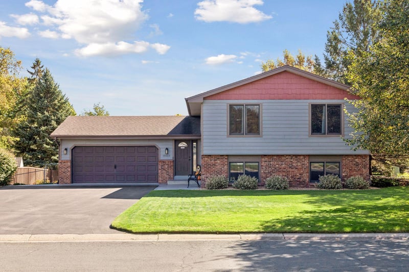 13323 Inglewood Ave, Savage, MN 55378