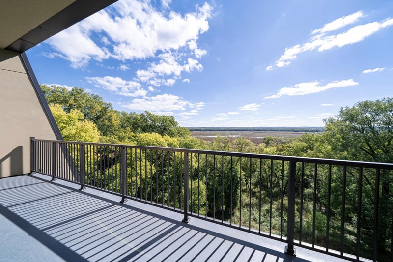 8121 34th Ave S #308, Bloomington, MN 55425