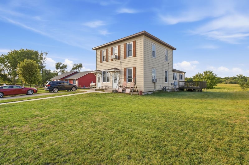 316 SW 3 Ave SW, New London, MN 56273