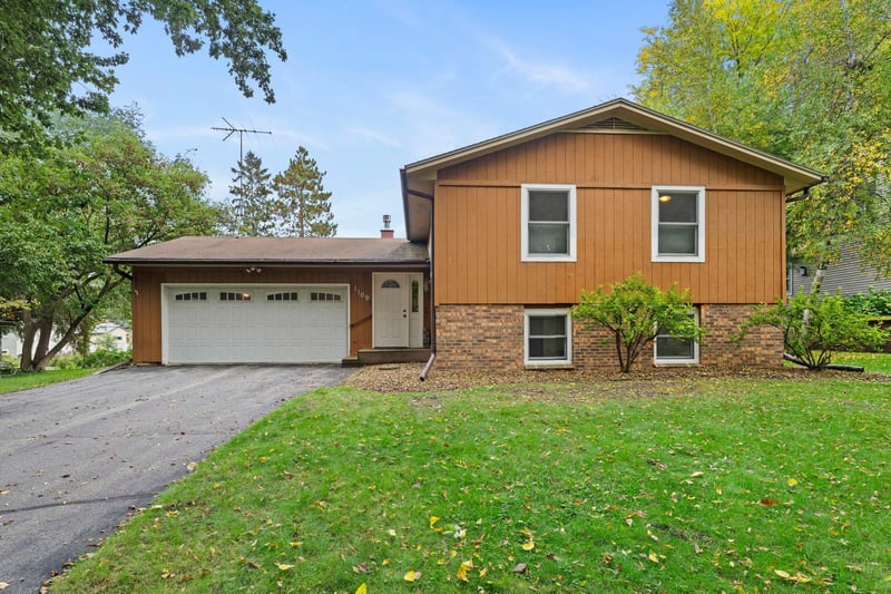 1109 Elm St, Northfield, MN 55057