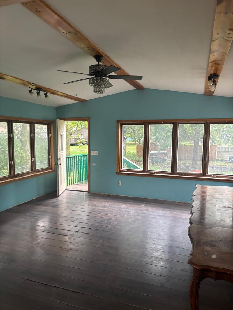 610 4th St W, Maple Lake, MN 55358