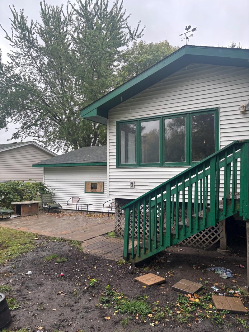 610 4th St W, Maple Lake, MN 55358