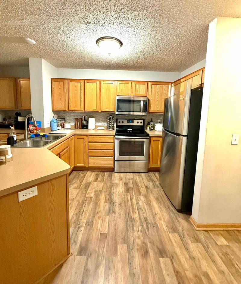 6142 Maclynn Ave NE, Otsego, MN 55301