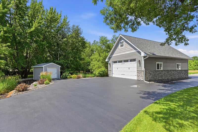 17424 Staples St NE, Ham Lake, MN 55304