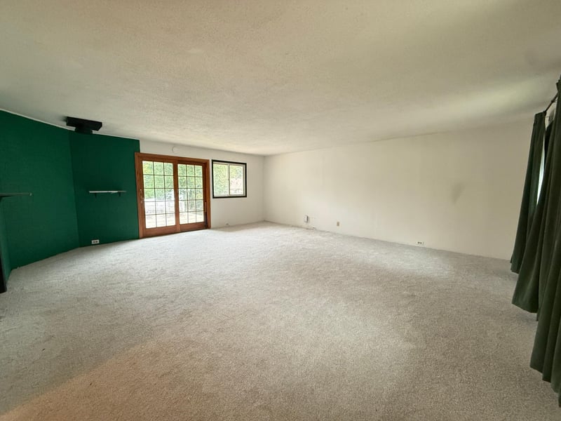814 Meyer St N, Maplewood, MN 55119