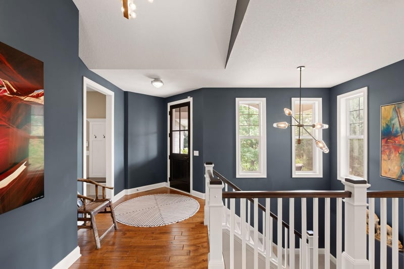 6292 Montee Dr, Eden Prairie, MN 55344