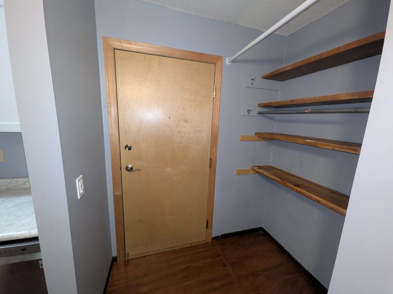4436 Cedar Lake Rd S #5, Saint Louis Park, MN 55416