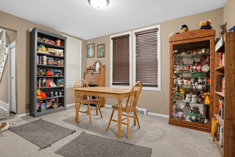 872 Lawson Ave E, Saint Paul, MN 55106