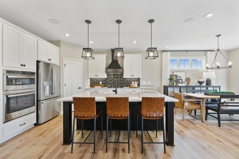 508 Parkway Ln, Elko New Market, MN 55054