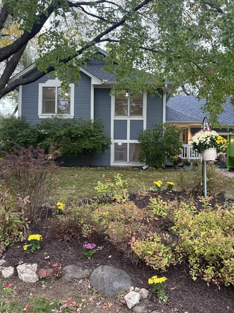 2365 Hillwood Dr E, Maplewood, MN 55119