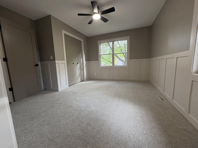 2365 Hillwood Dr E, Maplewood, MN 55119