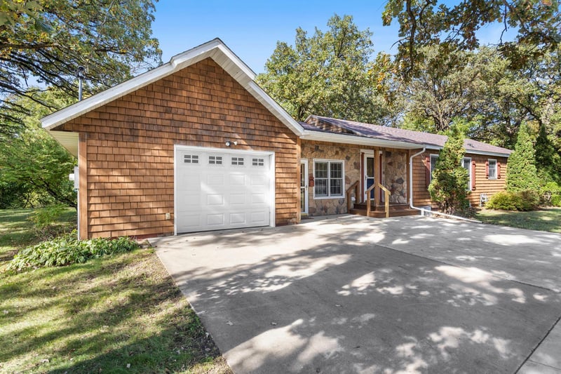 582 Business 23 W, Paynesville, MN 56362