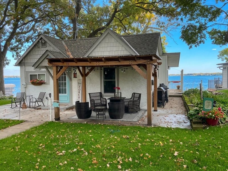 9065 Ingram Ave NW, Annandale, MN 55302