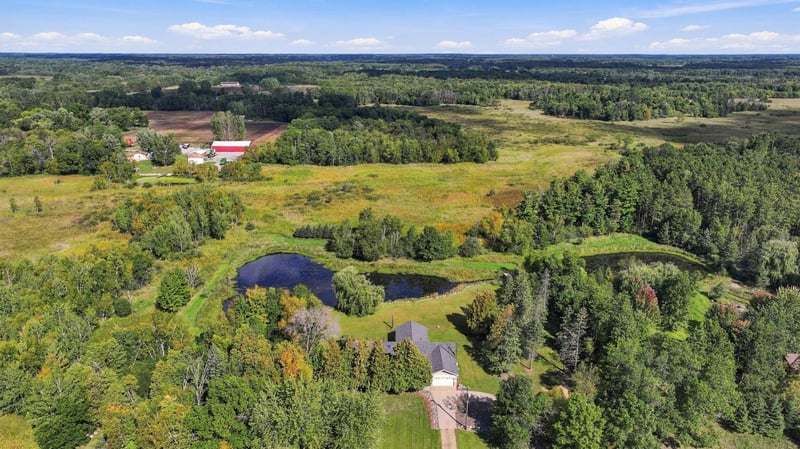 4423 Fawn Lake Dr NE, East Bethel, MN 55005