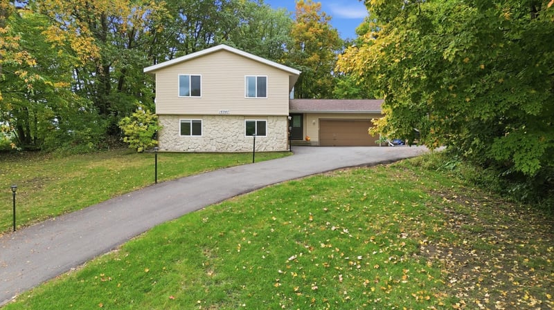 16980 Blind Lake Trl SE, Prior Lake, MN 55372