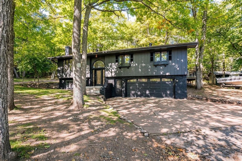 2413 20th Ave, Two Harbors, MN 55616