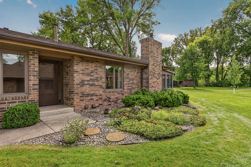 2241 Baihly Ln SW, Rochester, MN 55902
