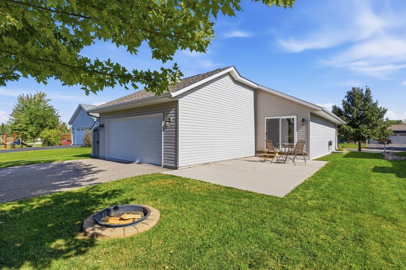 460 Minnesota St NW, Hutchinson, MN 55350
