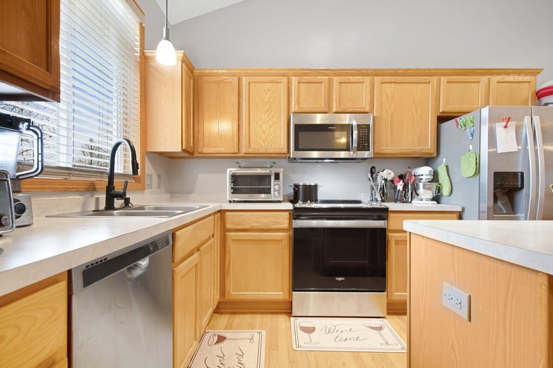 2230 Downing Ave, Shakopee, MN 55379