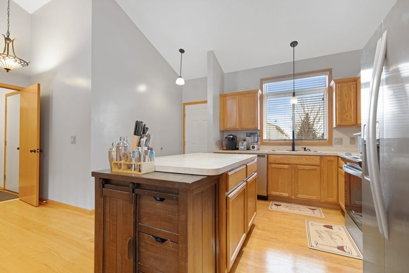 2230 Downing Ave, Shakopee, MN 55379