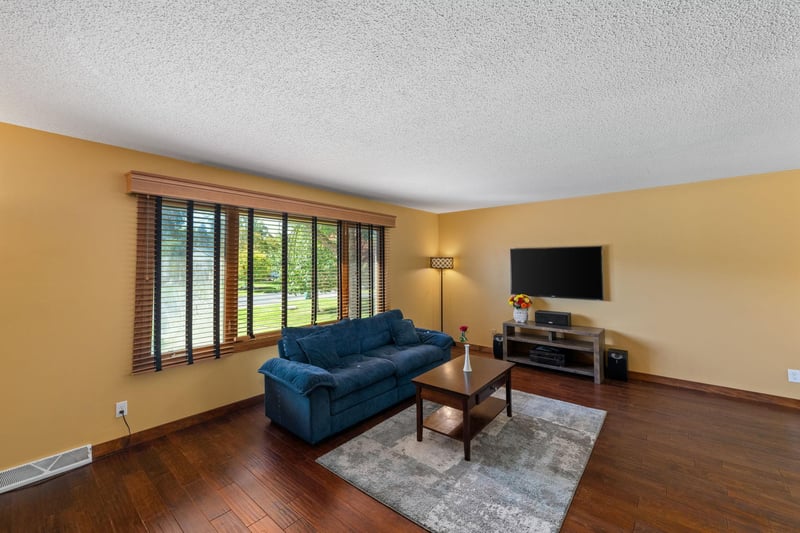 11444 100th Pl N, Maple Grove, MN 55369
