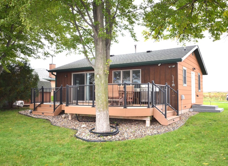 17075 Dickenson Ln, Waterville, MN 56096