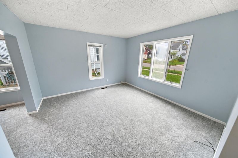 125 8th Ave SE, Rochester, MN 55904