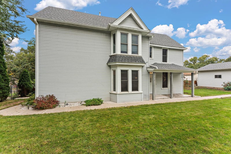 601 Sims Ave, Saint Paul, MN 55130
