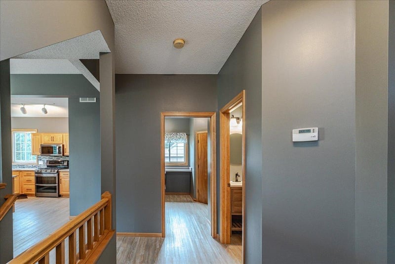 18580 Explorer Ct, Farmington, MN 55024