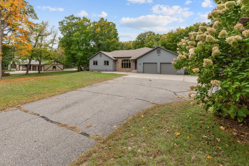 37863 186th Ave, Avon, MN 56310