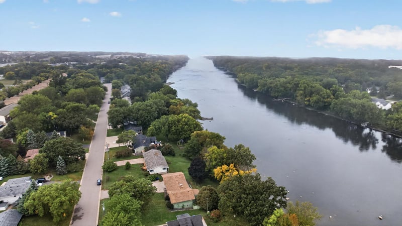 245 Mississippi Dr, Monticello, MN 55362