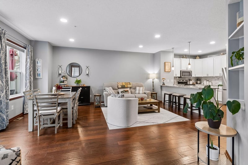 8068 Magnolia Ln N #161, Maple Grove, MN 55369